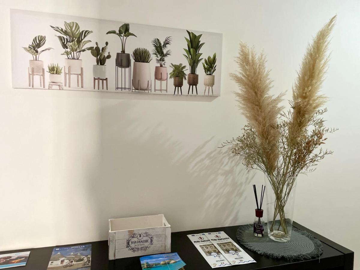 Parvis Home برينديسي المظهر الخارجي الصورة